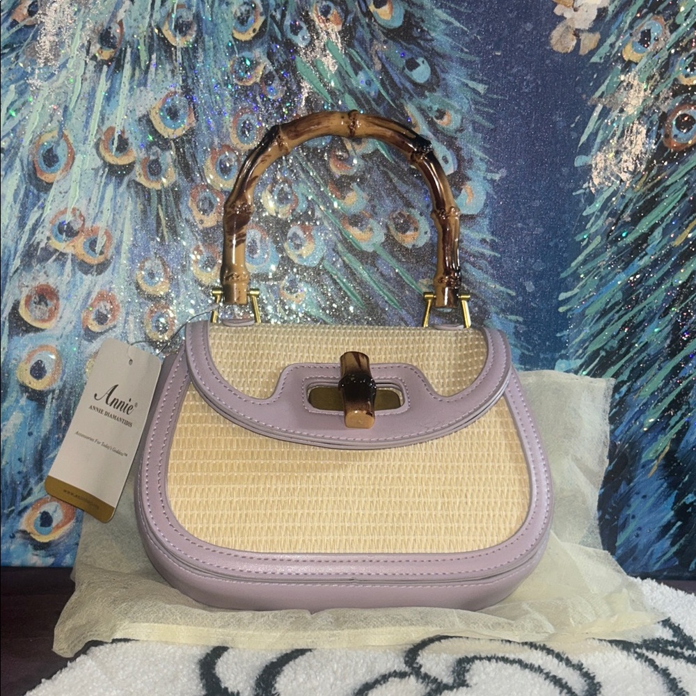 NWT Annie Diamantidis Pale Violet Handbag/ Crossbody w Dustbag